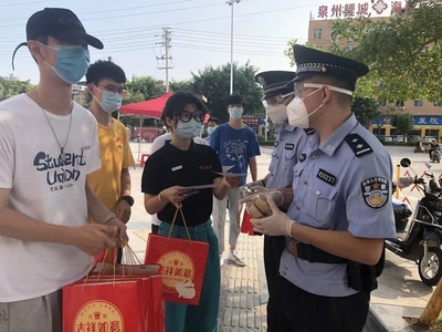 【共抗疫情】致敬并肩抗疫的“战士”