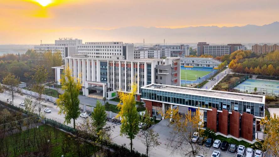 现代校园迎春装 软件学院用AI拥抱浪漫春天