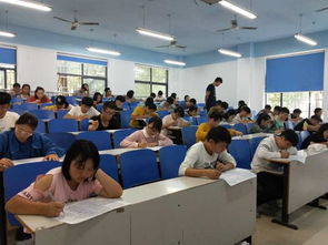 软件学院举行2017级新生《大学生导读手册》考试